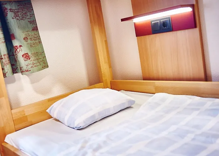 Jugendherberge Paderborn *